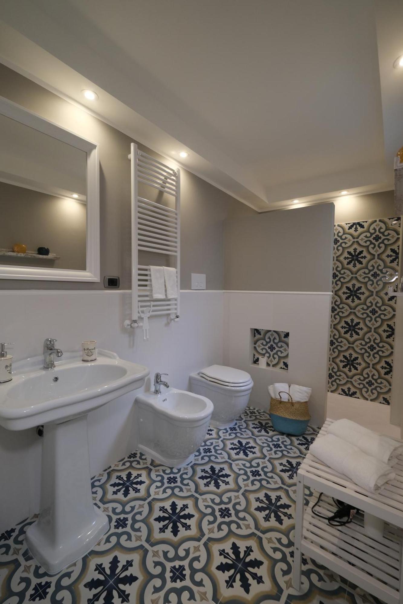 Il Poggiolo Fiorito Hotel Taranto Luaran gambar