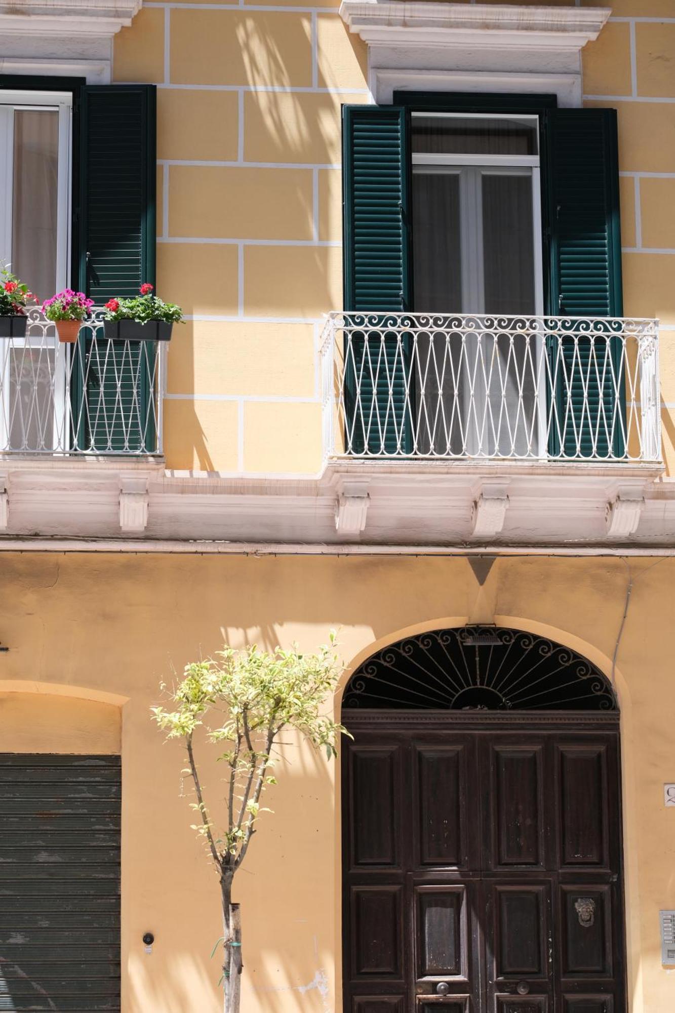 Il Poggiolo Fiorito Hotel Taranto Luaran gambar